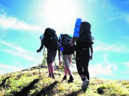 Los paseos de los jóvenes deberían encaminarse a conocer las maravillas de sus destinos.ESPECIAL  /