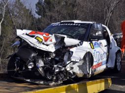 El auto de Robert Kubic tras chocar y volcarse. AP  /