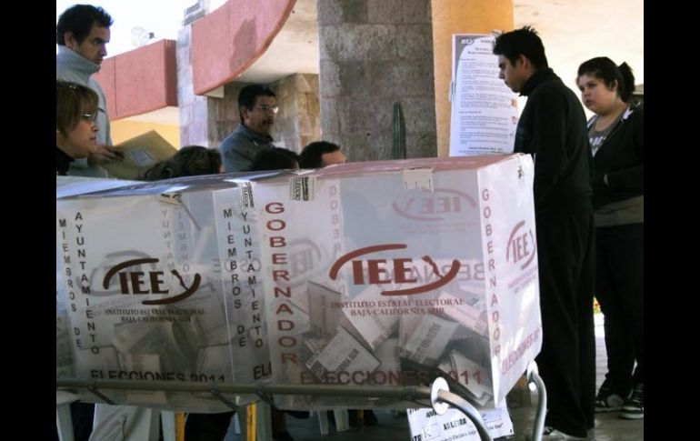 Los ciudadanos elegen hoy gobernador, congreso local y cinco alcaldías en Baja California Sur. EL UNIVERSAL  /