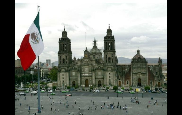 Las pláticas se llevarán a cabo en el Zócalo capitalino. AP  /