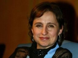 La empresa de radio dijo que  por Carmen Aristegui salió del noticiero por 'transgresión al código de ética'. EFE  /