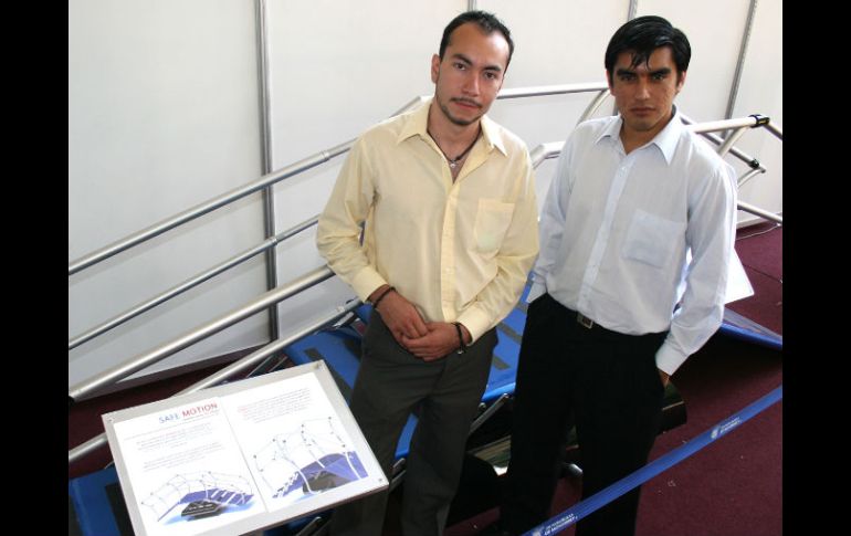 Roberto Vega y Jorge Moto, egresados de del Campus Guadalajara son algunos de los creadores del Sistema. R. ZAPATA  /