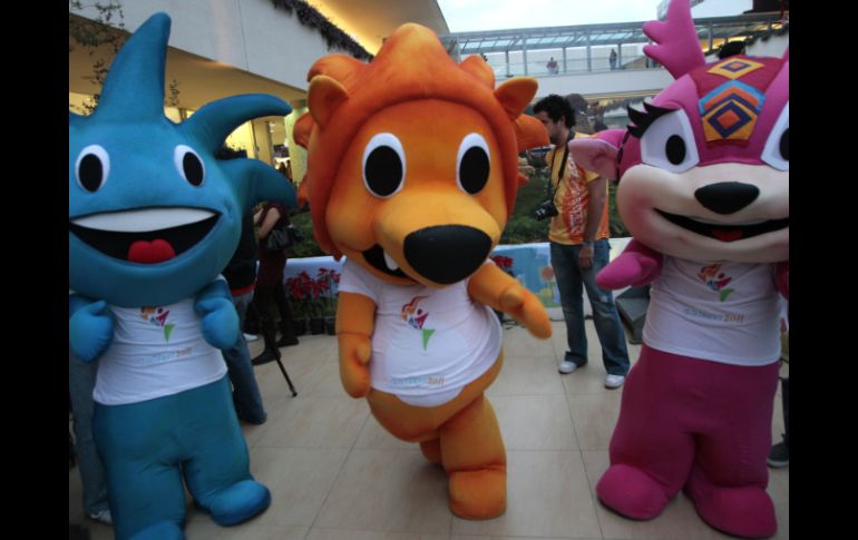 Las mascotas han sido parte fundamental en la promoción de la justa deportiva. S. NÚÑEZ  /