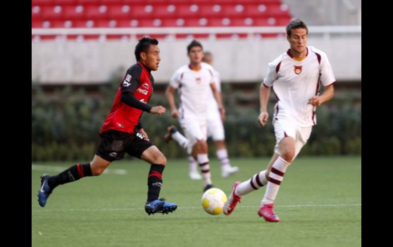 En el primer partido de hoy Estudiantes Tecos y Atlas de la Sub 17 empataron en el Omnilife a tres goles. E. PACHECO  /