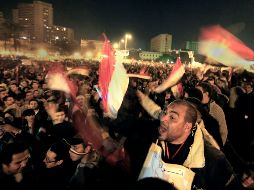 Miles de personas se manifestaron de nuevo en la emblemática plaza Tahrir de El Cairo. AP  /