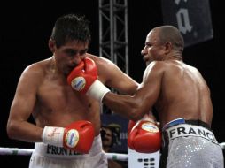 El último enfrentamiento de Erik Morales (izq.) fue contra Francisco Lorenzo, en Tijuana. MEXSPORT  /