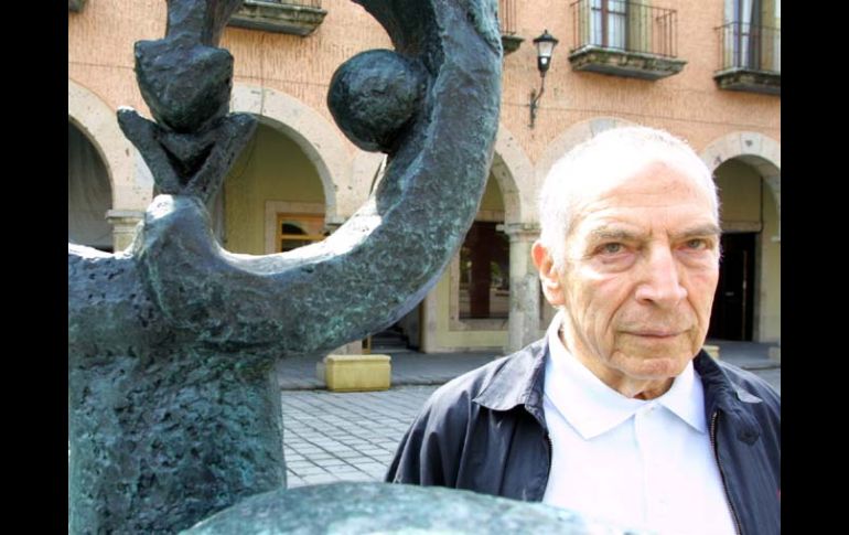 Juan Soriano, en la Plaza de los Caudillos, Zapopan, en enero de 2006.Muestra homenaje.ARCHIVO EL INFORMADOR  /