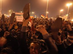 El 1 de febrero, cientos de miles de manifestantes pidieron en la plaza Tahrir la salida de Mubarak. AFP  /