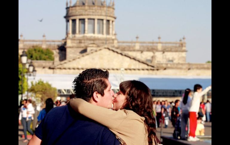 Abril y diciembre son los meses favoritos de los jaliscienses para contraer nupcias. A. GARCÍA  /