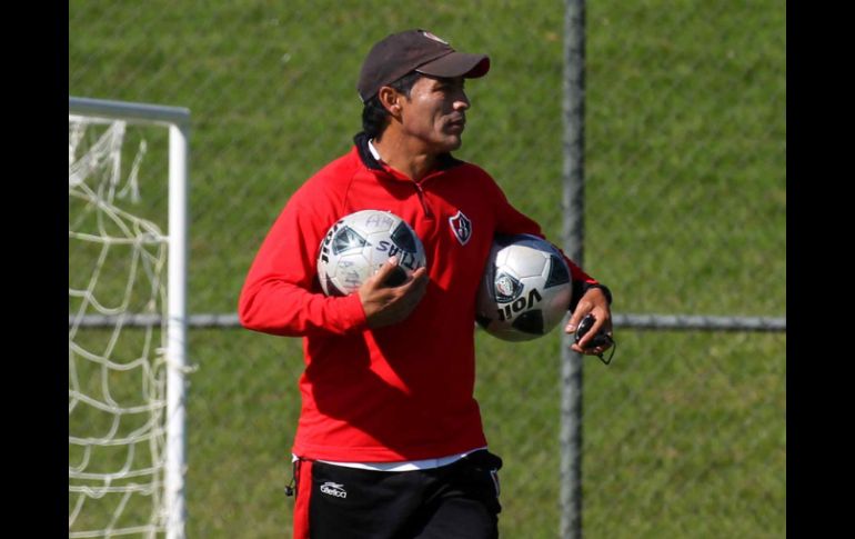 Benjamín Galindo, técnico del Atlas, tendrá que trabajar fuerte esta semana para corregir errores. MEXSPORT  /