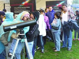 Saturno y sus anillos serán visibles a partir de las 21:30 horas serán visibles en México. ESPECIAL  /