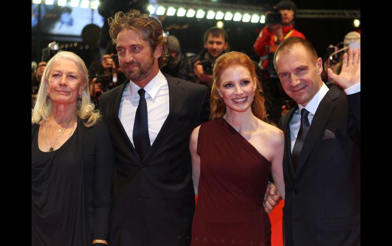 Vanessa Redgrave, Gerard Butler, Jessica Chastain y el director británico Ralph Fiennes.AFP  /