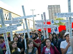 Alrededor de 700 personas de El Salto y Juanacatlán pidieron no más injusticia e impunidad ante la situación. E. BARRERA  /