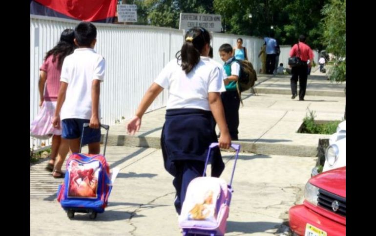 El decreto que hace las colegiaturas deducibles de impuestos fue promulgado ayer. ARCHIVO  /