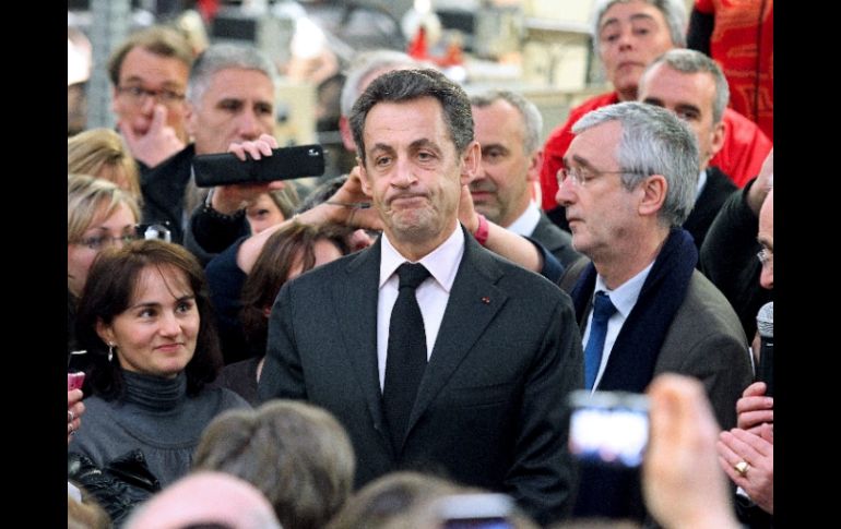 Sarkozy mantuvo las celebraciones del Año de México en Francia, sin embargo esto no palió las críticas. EFE  /