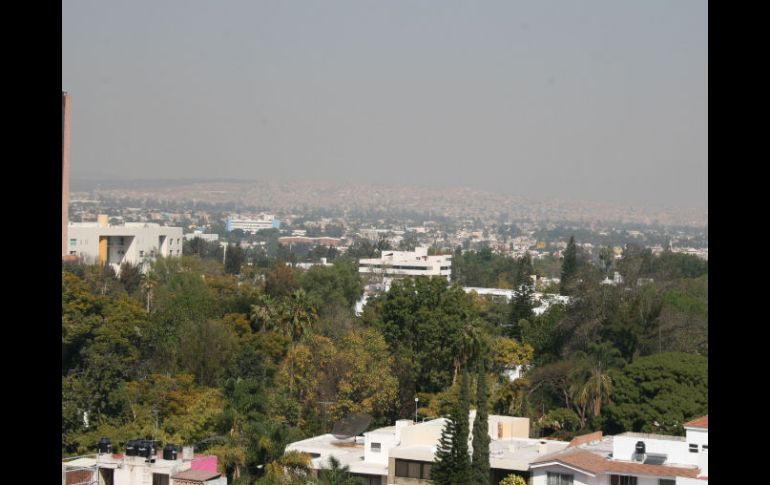 La contingencia se debe principalmente a las emisiones de los vehículos que circulan por esa zona. ESPECIAL  /