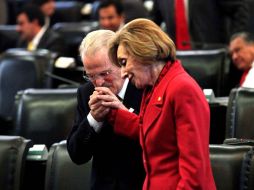 Los senadores del PRI, Francisco Labastida y Rosario Green, en la sesión de ayer en la Cámara alta. EL UNIVERSAL  /