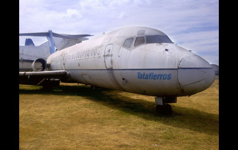 El aparato, que pertenecía a la Escuela Rutas Aéreas Mayas, quedó fuera de control al aterrizar. ARCHIVO  /