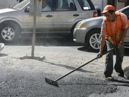 En la colonia Las Agujas en Zapopan se desarrollan obras de pavimentación, empedrado, drenaje y agua potable. M. FREYRIA  /