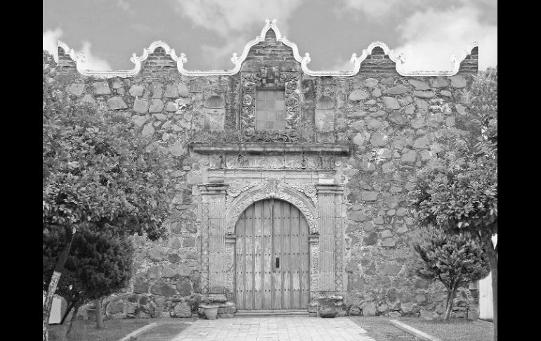 El templo de San Martín de las Flores, original del siglo XVI, es uno de los legados arquitectónicos más antiguos. ESPECIAL  /