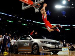 • Blake Griffin convenció a los jueces con esta clavada. EFE  /