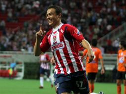 Finalmente Chivas sorprendió y dio el juego que tenía que jugar en el Omnilife. MEXSPORT  /