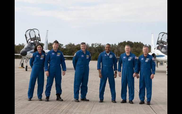 Los astronautas llegaron a Florida en los aviones supersónicos t-38 de la NASA. EFE  /