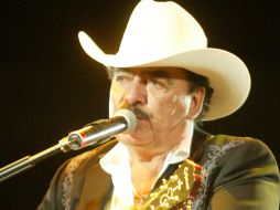 Joan Sebastian aprovechó para agradecer a los intérpretes que han dado voz a sus composiciones. A. HINOJOSA  /