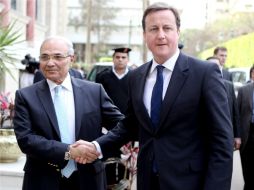 David Cameron primer ministro británico, a su llegada a Egipto. AFP  /