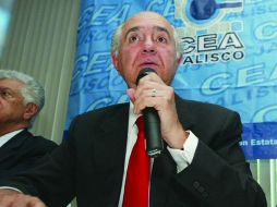 El titular de la CEA César Coll (foto) estima que el 70% de las aguas negras no se están clorando. ARCHIVO  /