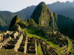 El años pasado la crecida del Urubamba fue devastadora y arrancó tramos enteros de la red viaria. ESPECIAL  /