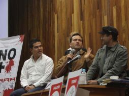 Marco Antonio Núñez, presidente de la FEU; Antonio Helguera y Jorge Hernández, moneros de Proceso.ESPECIAL  /