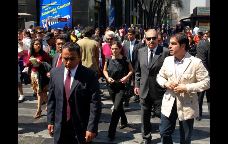 El empresario mexicano Carlos Slim a su salida del Palacio de Bellas Artes. EL UNIVERSAL  /