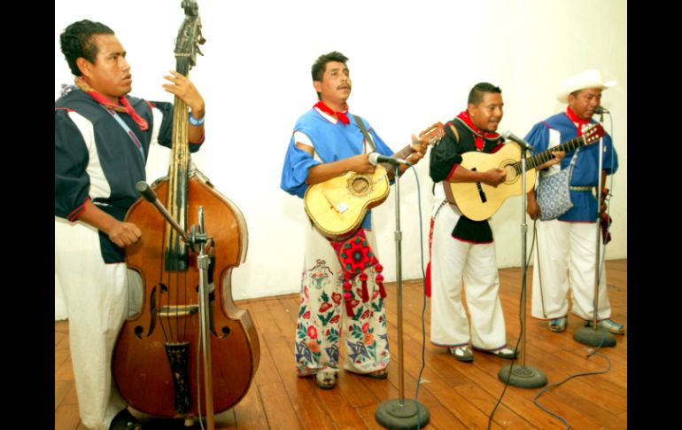 Parece trabalenguas, pero puedes tener tu primer clase de huichol. E. BARRERA  /