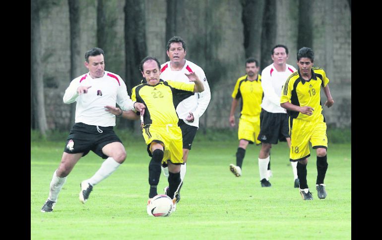 Hacones (amarillo) ha marcado 23 goles, en seis fechas de acción. E. PACHECO  /