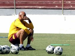 Pese a la goliza que recibió Estudiantes Tecoas, José Luis Sánchez Solá sigue como DT del equipo. MEXSPORT  /