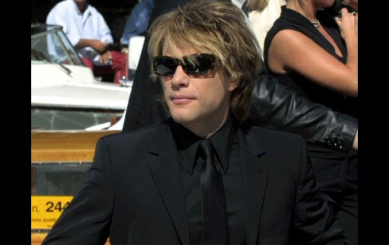 Jon Bon Jovi se ha consagrado como un exitoso artista en todas sus facetas al obtener importantes premios.REUTERS  /