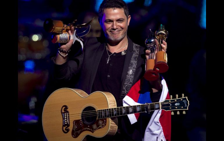 Alejandro Sanz lamenta que en la actualidad haya más cantantes que compositores.EFE  /