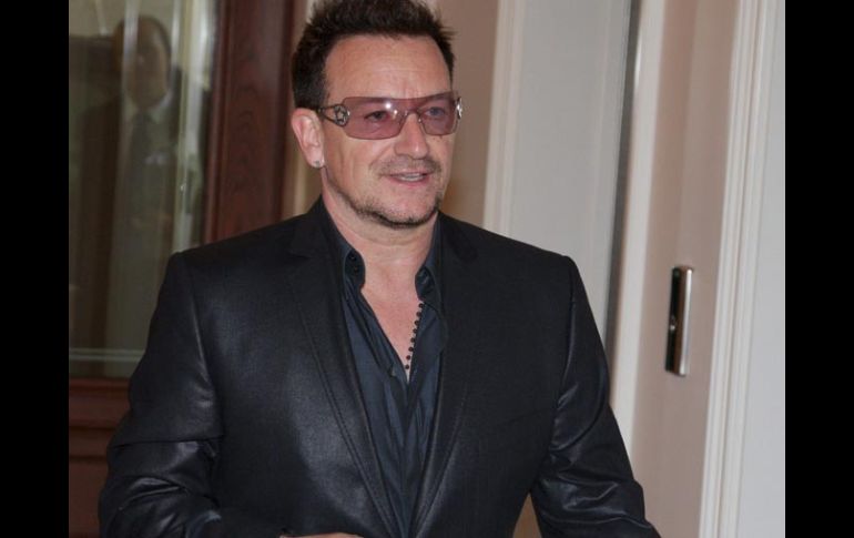 Bono vio de nuevo la obra el martes por la noche. AP  /