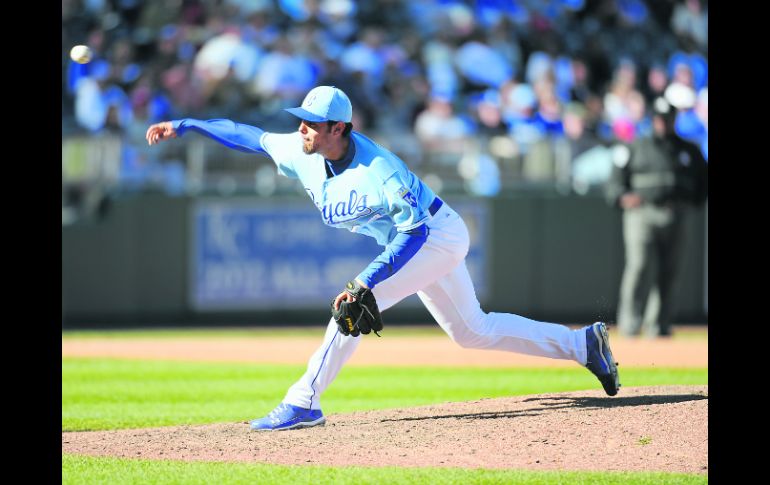 Joakim Soria, de los Reales de Kansas City, lanzó una entrada y permitió un imparable, aunque recetó dos ponches. GETTY IMAGES SPORT  /