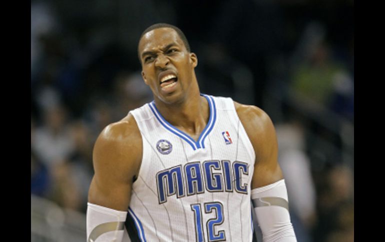 Dwight Howard se va suspendido por faltas técnicas en al NBA. AP  /