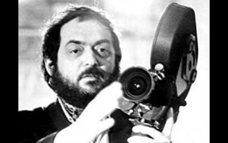 Kubrick murió en su mansión en Harpenden, Inglaterra, el 7 de marzo de 1999, a la edad de 70 años. ESPECIAL  /