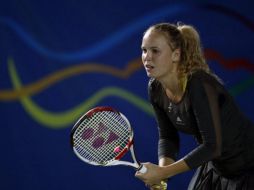 La tenista danesa, Caroline Wozniacki, no suelta el liderato de la clasificación mundial de tenis. ARCHIVO  /