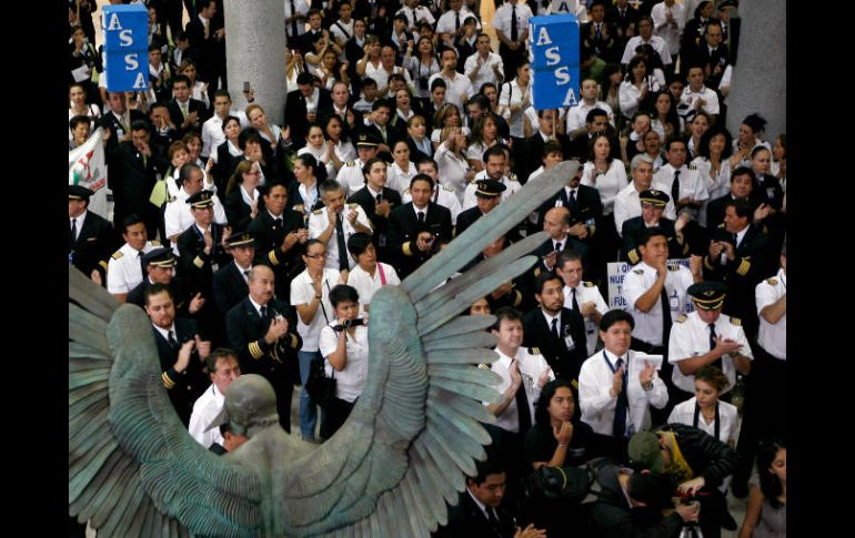 ASPA reclama ayuda para evitar quiebra de Mexicana de Aviación. ARCHIVO  /