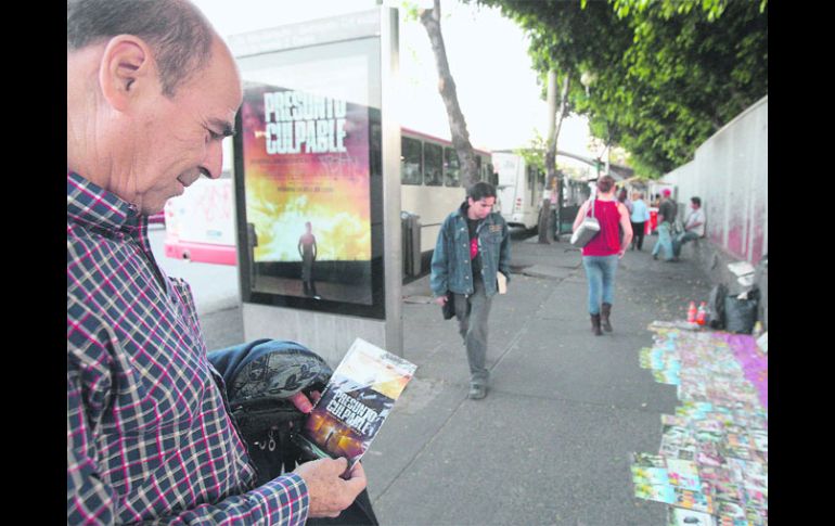 A tres semanas de haber sido estrenada la película, las copias pirata fueron requeridas en las calles. A. CAMACHO  /