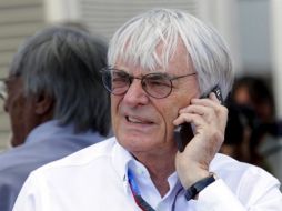 El patrón de la Fórmula Uno, Bernie Ecclestone, estará a la espera de la decisión de Bahrein para realizar el GP. ARCHIVO  /