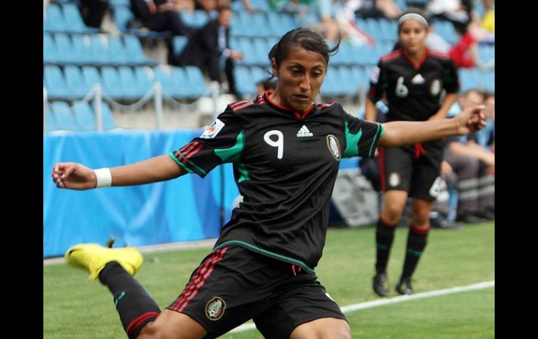 Foto de archivo de Stephany Mayor, quien concretó tres de los cinco goles de la victoria del cuadro mexicano. MEXSPORT  /