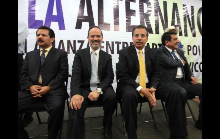 Gustavo Madero y Jesús Ortega durante la reunión celebrada en la capital del Estado de México. EL UNIVERSAL  /