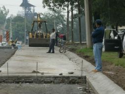 La deuda tapatía por mil 100 MDP sería para la pavimentación de 21 vialidades de la ciudad. ARCHIVO  /