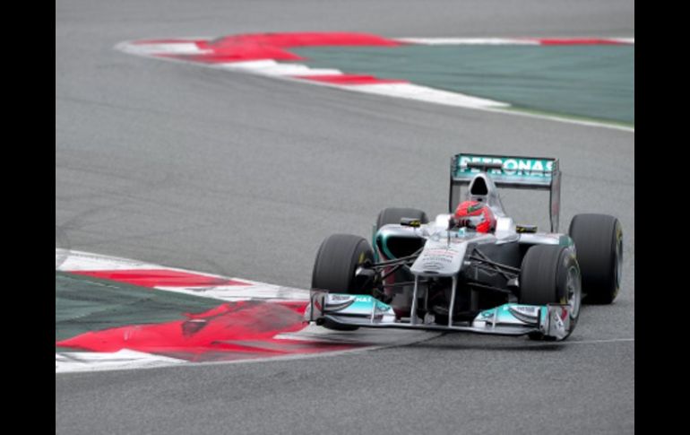 El piloto alemán Michael Schumacher marcó el mejor tiempo en la práctica de la F1. AFP  /